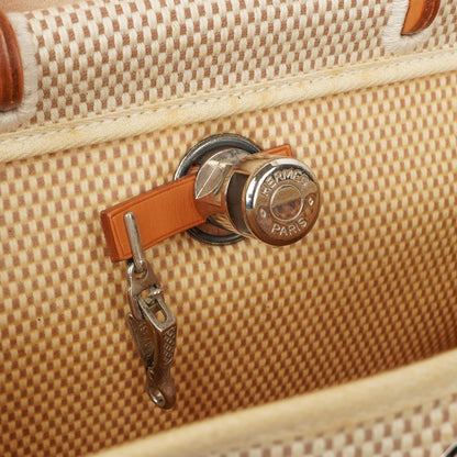 Hermès Herbag PM 2-Wege-Rucksack aus Vache Hunter mit Criss Viking in Ecru, Beige und Naturel