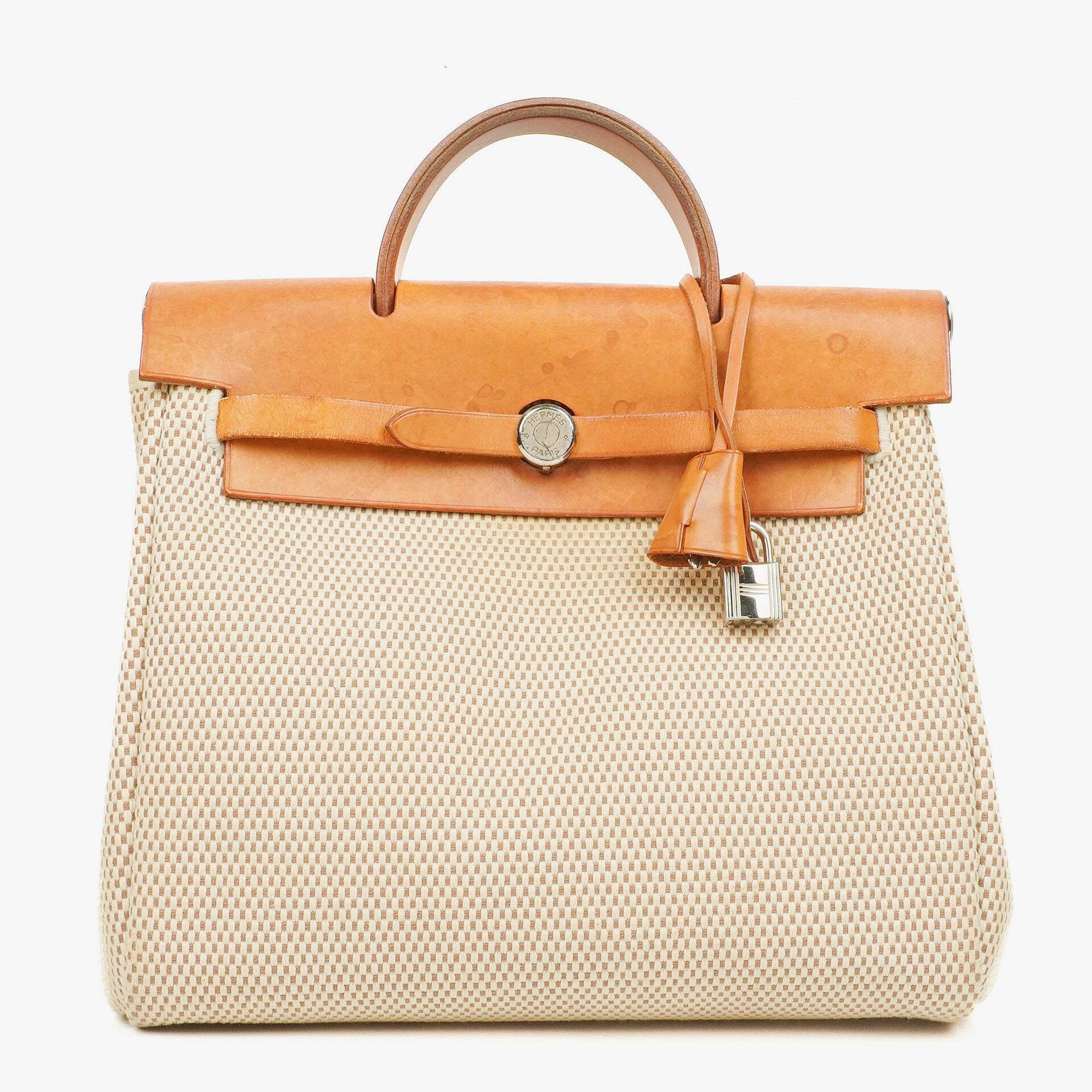 Hermès Herbag PM 2-Wege-Rucksack Vache Hunter Criss Viking in Ecru Beige Naturel mit Palladium-Beschlägen