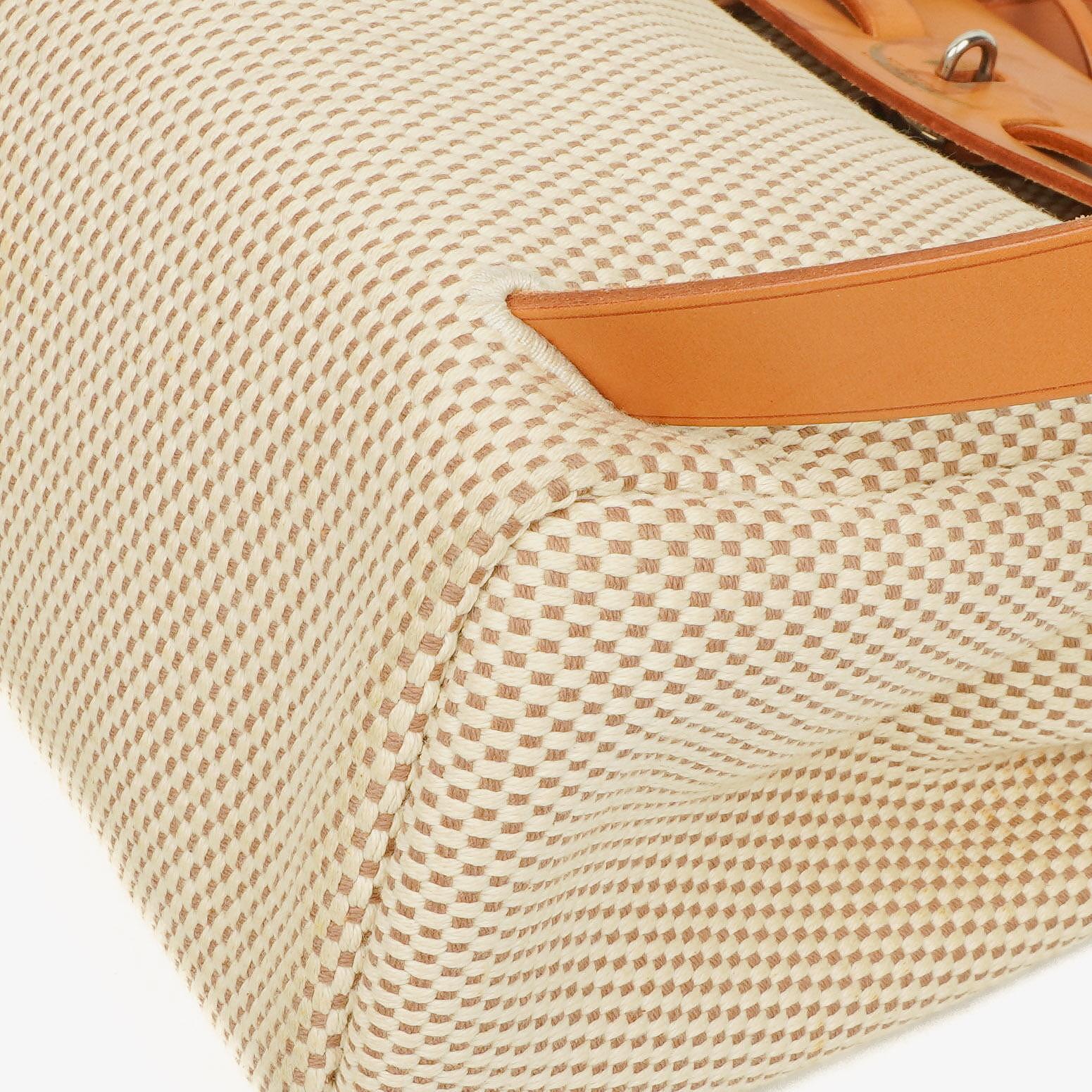 Hermès Herbag PM 2-Wege-Rucksack Vache Hunter Criss Viking in Ecru Beige Naturel mit Palladium-Beschlägen