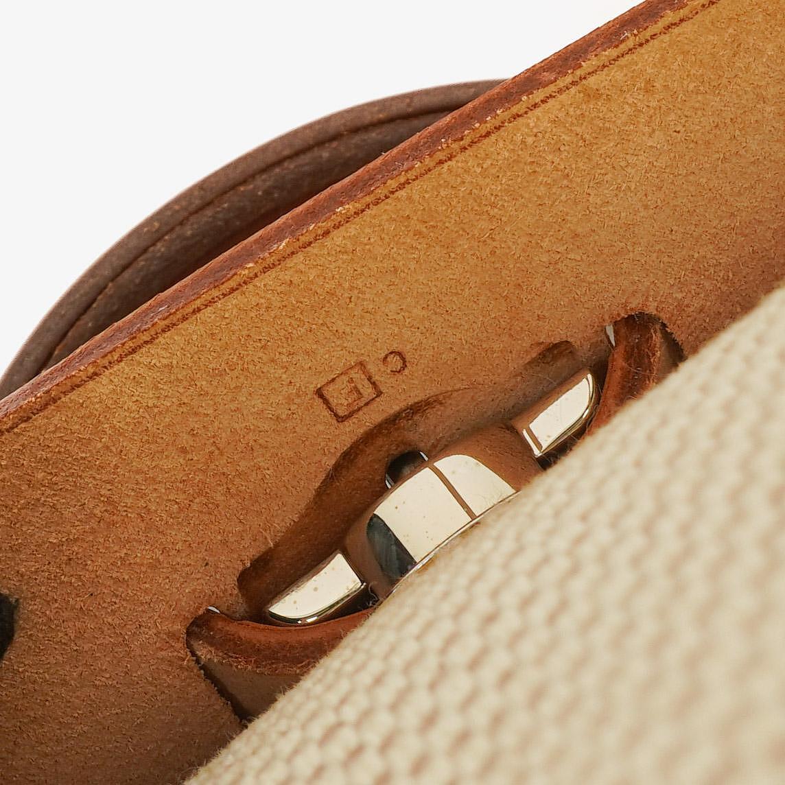 Hermès Herbag PM 2-Wege-Rucksack Vache Hunter Criss Viking in Ecru Beige Naturel mit Palladium-Beschlägen