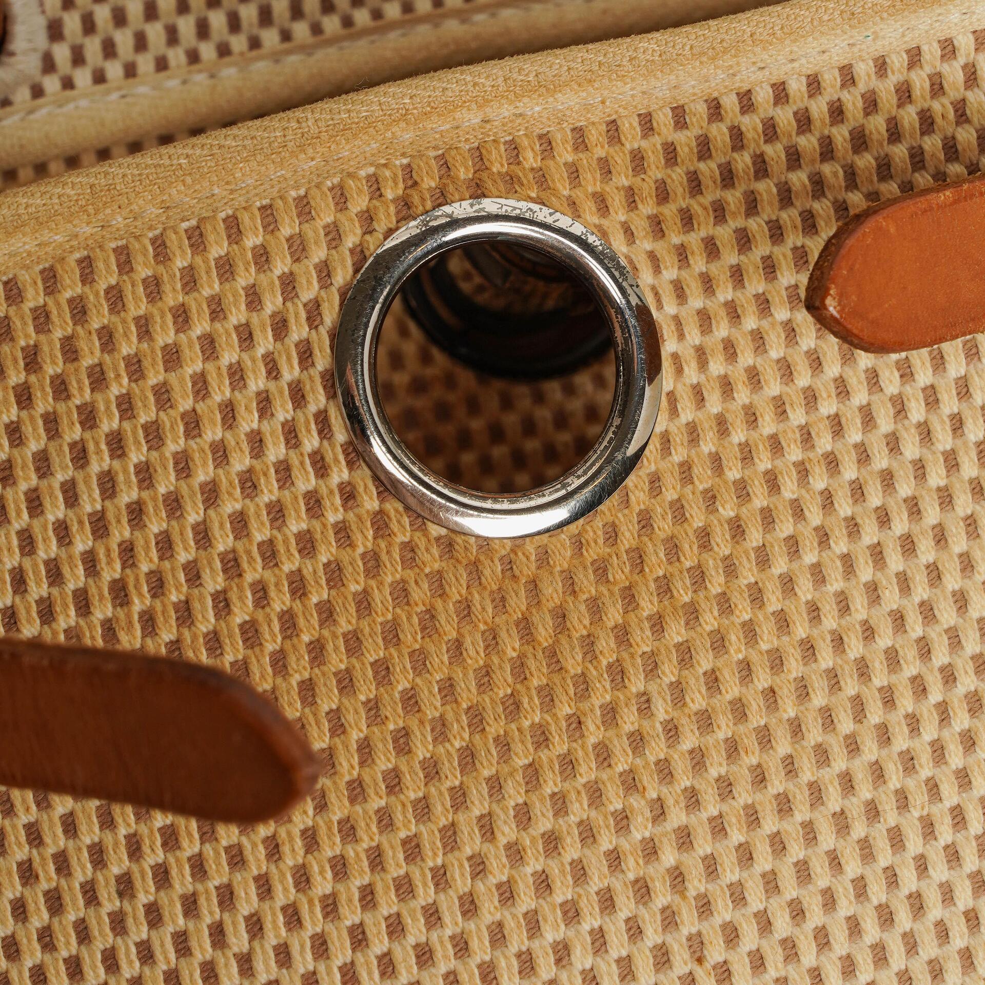 Hermès Herbag PM 2-Wege-Rucksack aus Vache Hunter Criss Viking in Ecru Beige Naturel mit Palladium-Beschlägen