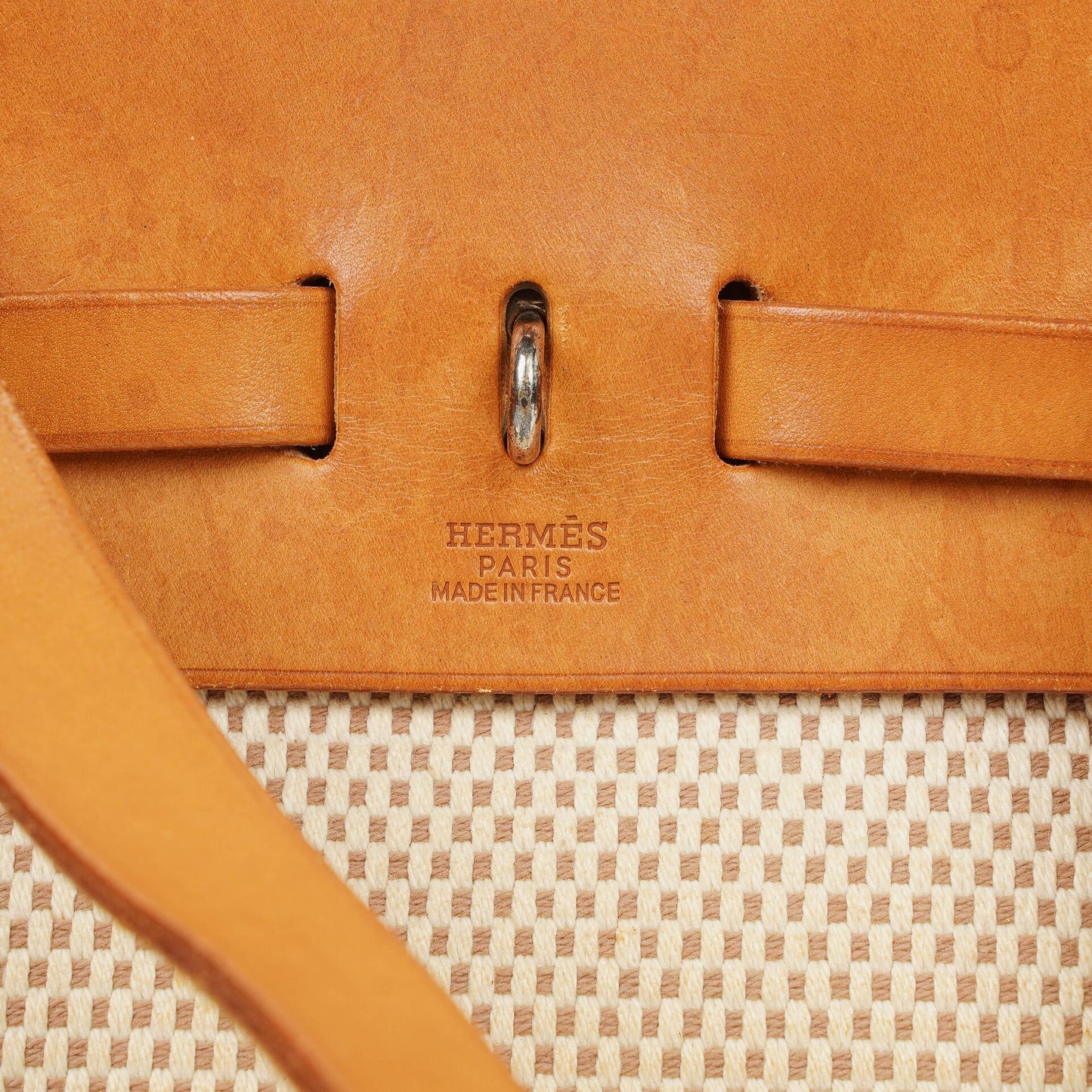 Hermès Herbag PM 2-Wege-Rucksack aus Vache Hunter Criss Viking in Ecru Beige Naturel mit Palladium-Beschlägen