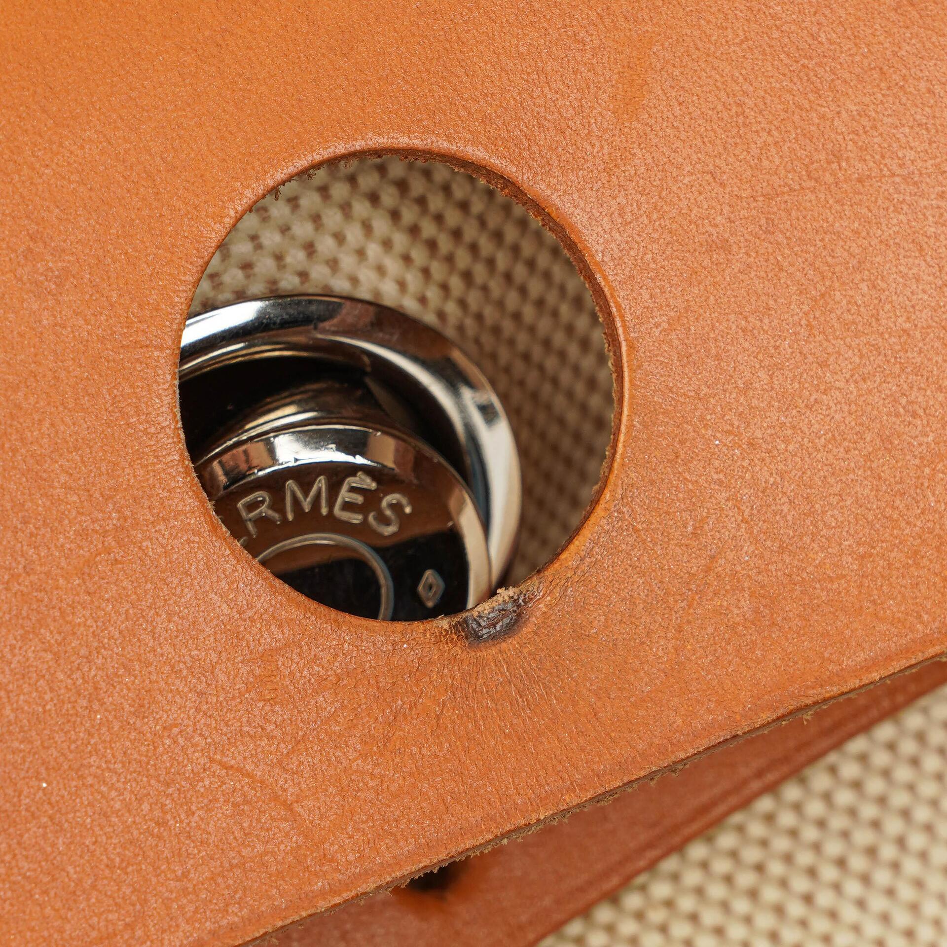 Hermès Herbag PM 30 2-Wege-Tasche aus Vache Hunter Leder und Toile Canvas in Ecru Beige Naturel mit Palladium-Hardware, 2000