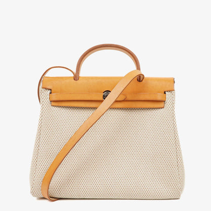 Hermès Herbag PM Vache Hunter Criss Viking 30 2-Wege-Tasche in Ecru Beige Naturel mit Palladium-Hardware