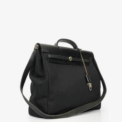 Hermès Herbag MM 2-in-1 Tasche aus Toile Vache Hunter in Schwarz