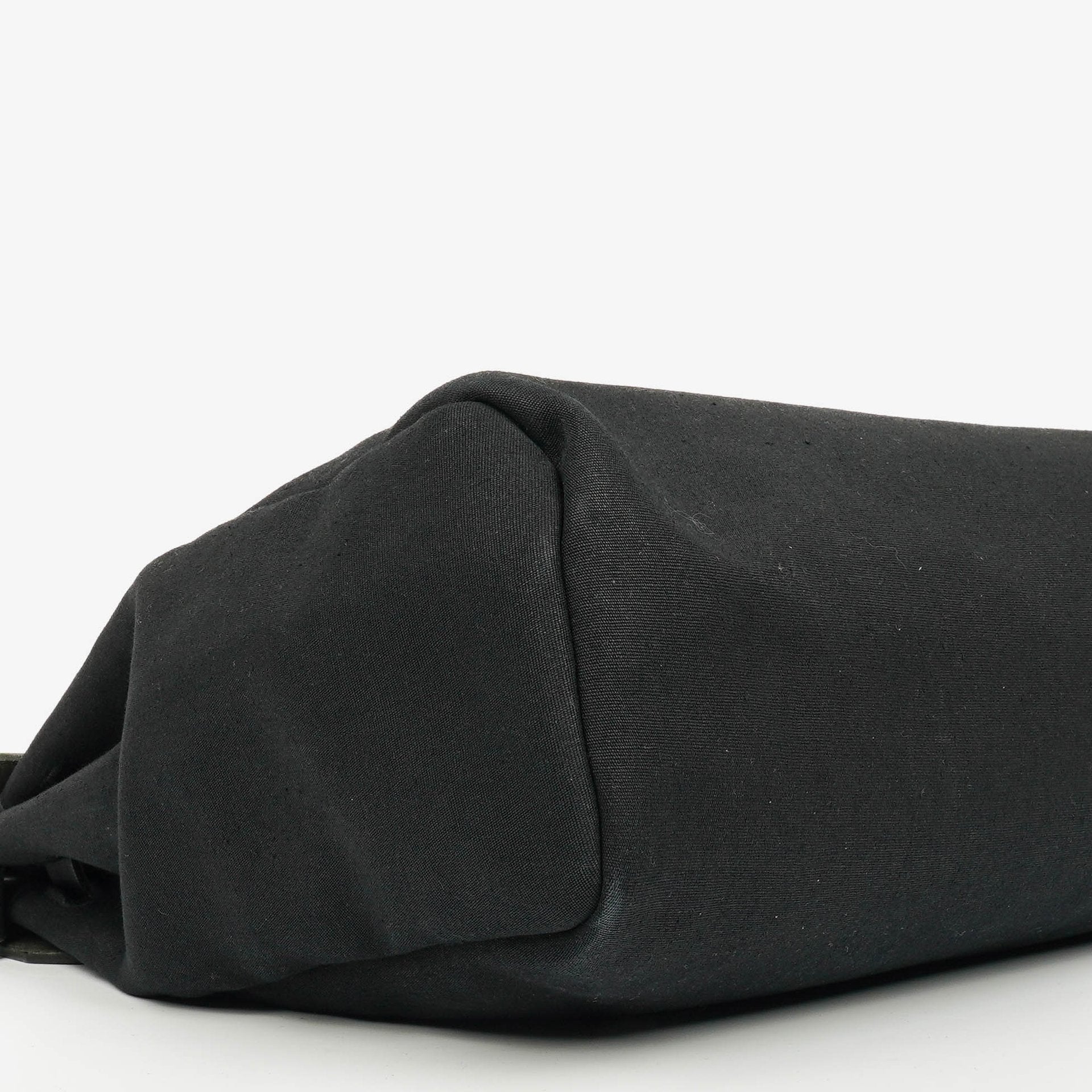 Hermès Herbag MM 2-in-1 Tasche aus Toile Vache Hunter in Schwarz