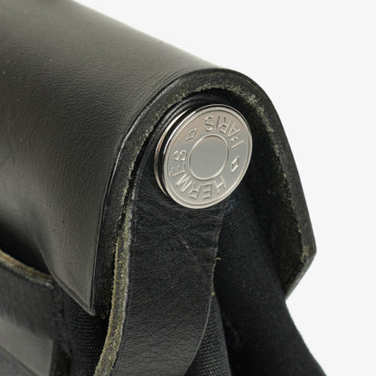 Hermès Herbag MM 2-in-1 Tasche aus Toile Vache Hunter in Schwarz