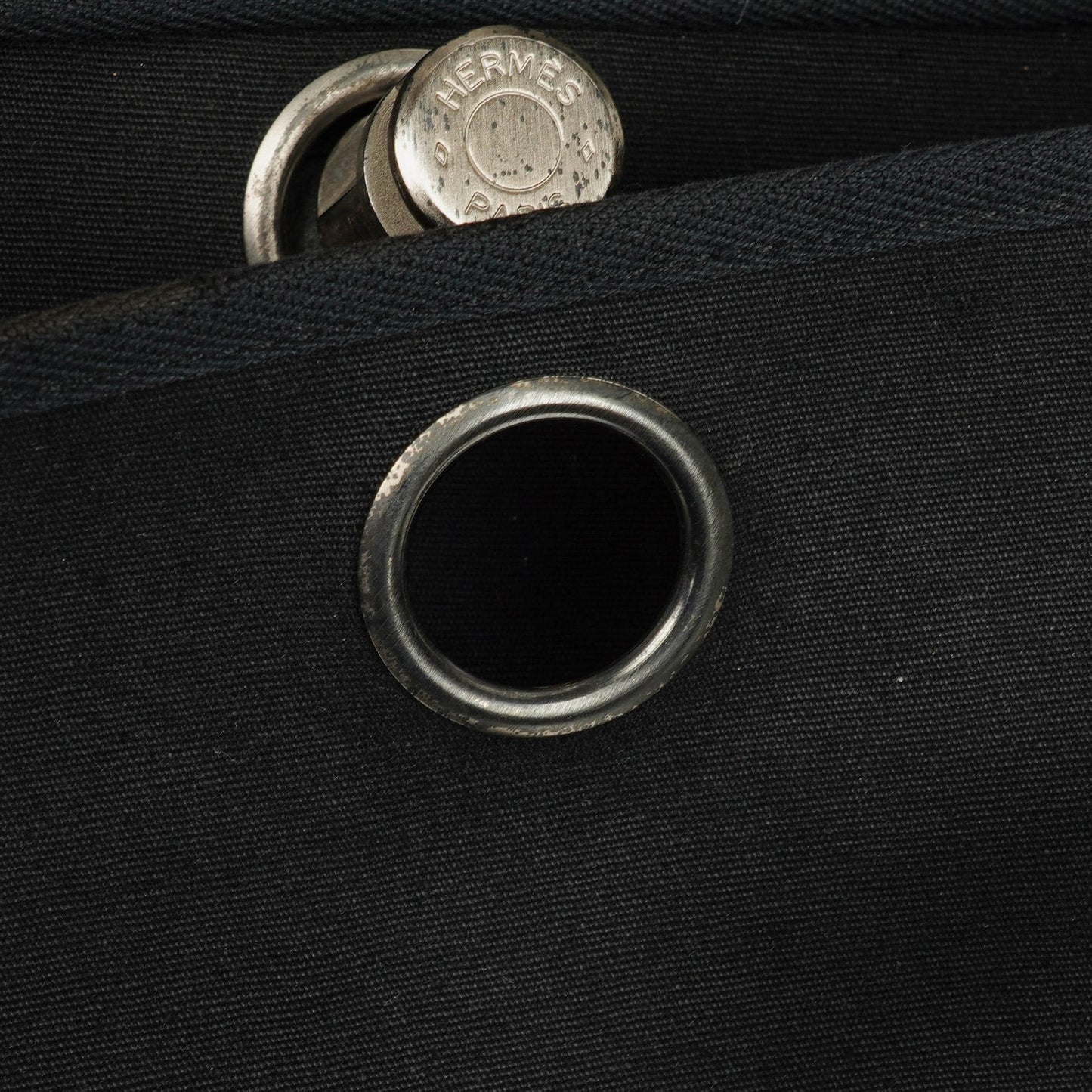 Hermès Herbag MM 2-in-1 Tasche aus Toile Vache Hunter in Schwarz