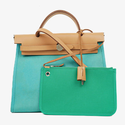 Hermès Herbag Zip 31 PM in Bleu Saphir Vache Hunter, Bleu Azteque und Menthe