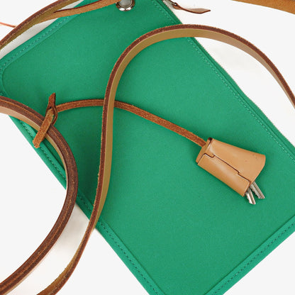 Hermès Herbag Zip 31 PM in Bleu Saphir Vache Hunter, Bleu Azteque und Menthe