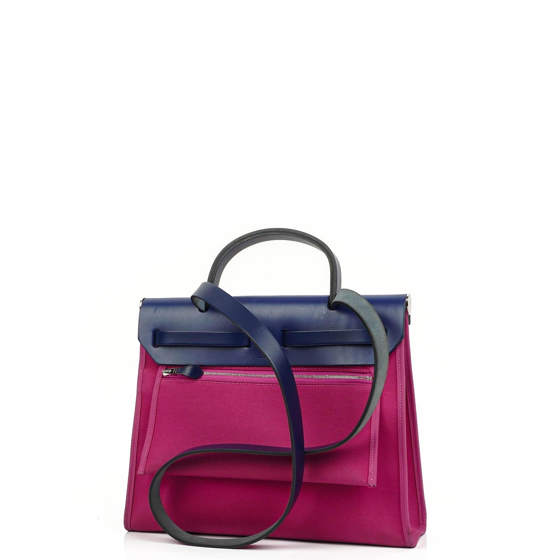 Hermes Herbag Zip 31 PM Bleu Saphir Vache Hunter Magnolia Canvas mit Palladium Beschlägen