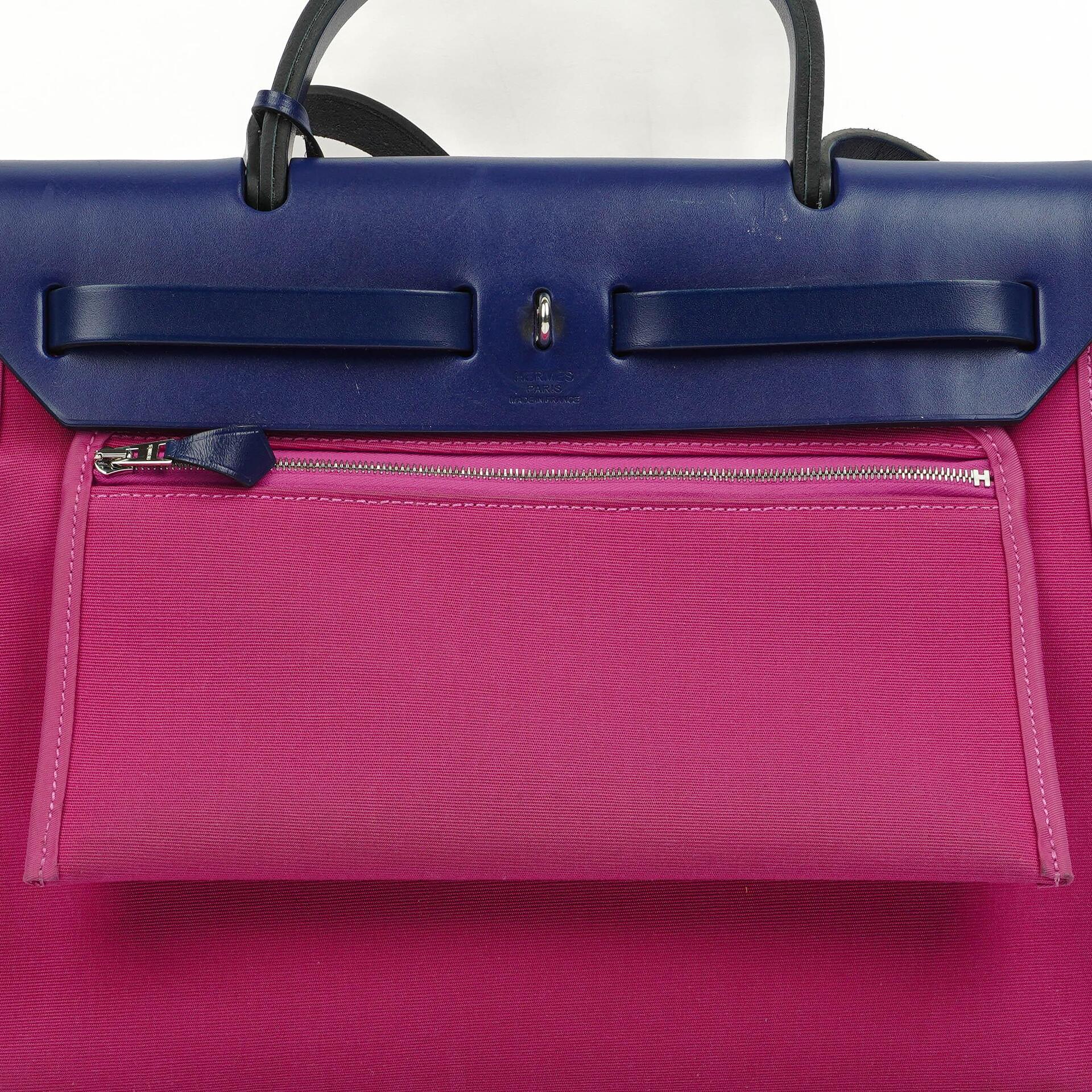 Hermes Herbag Zip 31 PM Bleu Saphir Vache Hunter Magnolia Canvas mit Palladium Beschlägen
