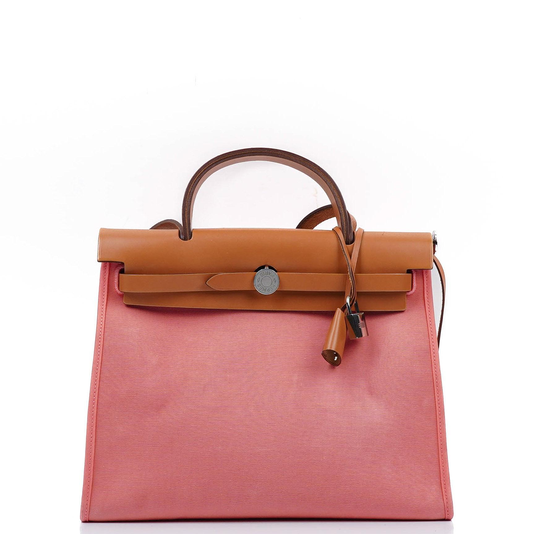 Hermès Herbag Zip 31 PM aus Vache Hunter Naturel Rose Azalee Canvas mit Palladium-Hardware