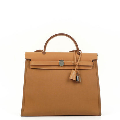 Hermès Herbag Zip 31 PM aus Vache Hunter Canvas in Dune/Sable Naturel und Orange mit Palladium-Hardware