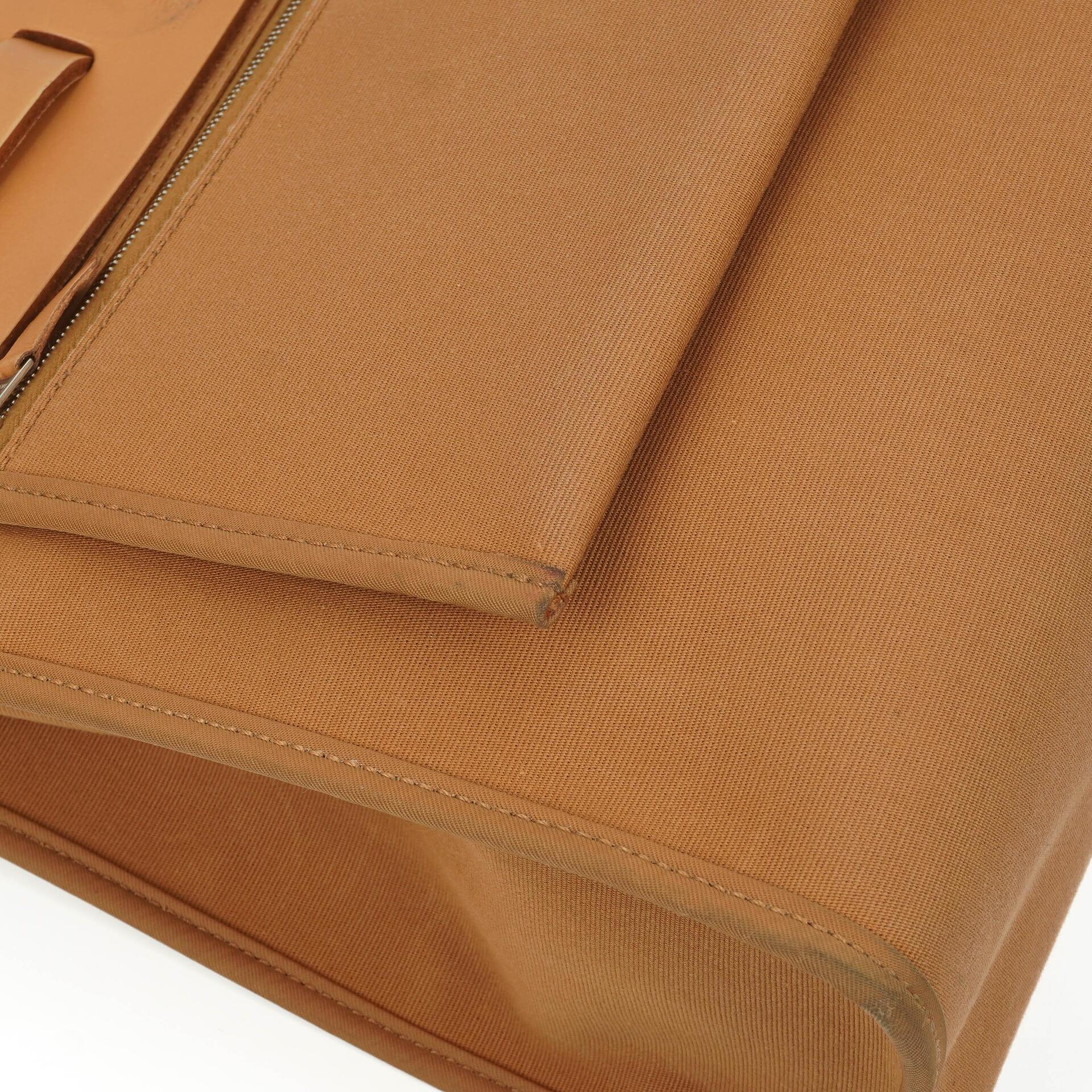 Hermès Herbag Zip 31 PM aus Vache Hunter Canvas in Dune/Sable Naturel und Orange mit Palladium-Hardware