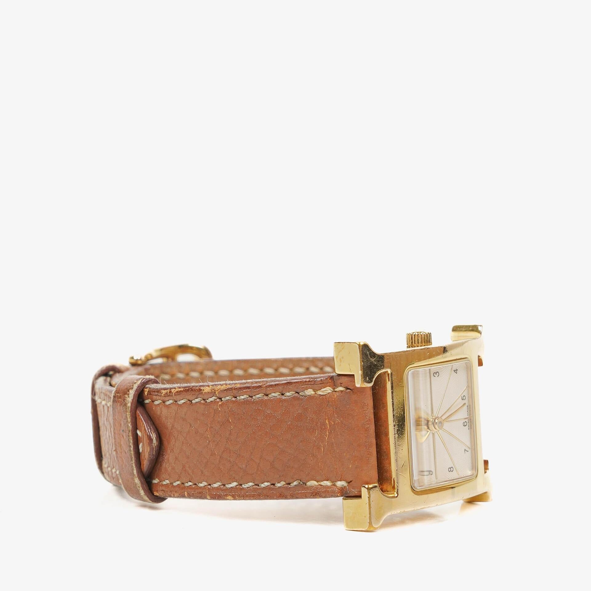 Hermès Heure H PM 21 mm Quarzuhr, vergoldet und braunes Leder, HH1.210