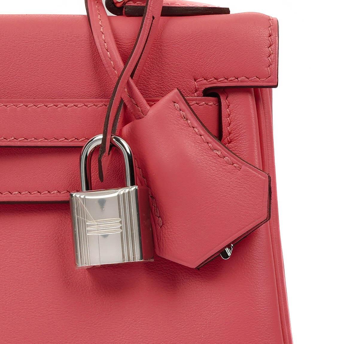 Hermes Kelly 25 Retourne Rose Azalee Swift Leder mit Palladium-Beschlägen