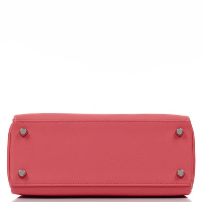 Hermes Kelly 25 Retourne Rose Azalee Swift Leder mit Palladium-Beschlägen