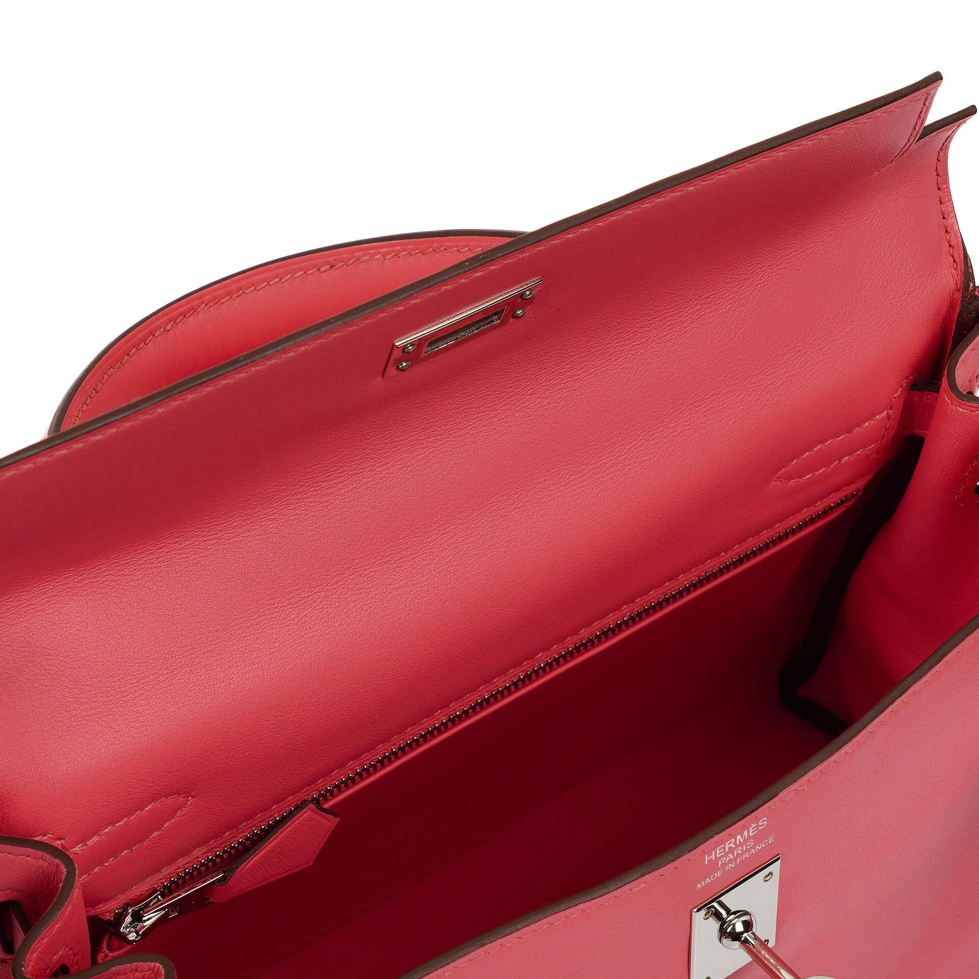 Hermes Kelly 25 Retourne Rose Azalee Swift Leder mit Palladium-Beschlägen