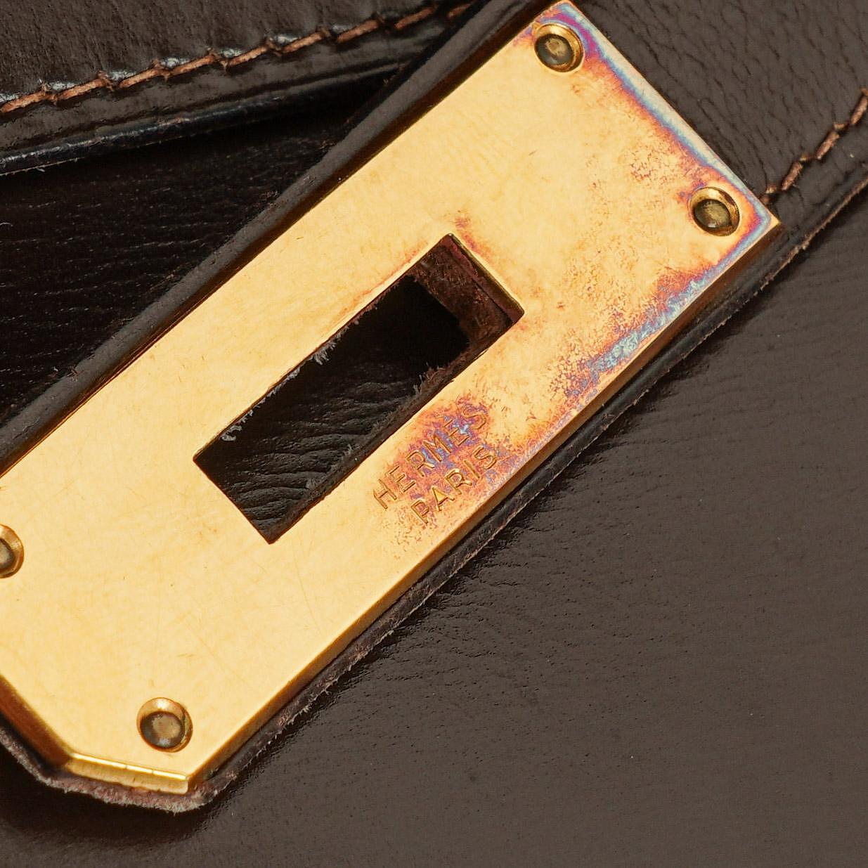 Hermès Kelly 28 Retourne Vintage aus Chocolate Box-Kalbsleder mit Goldbeschlägen, 1965