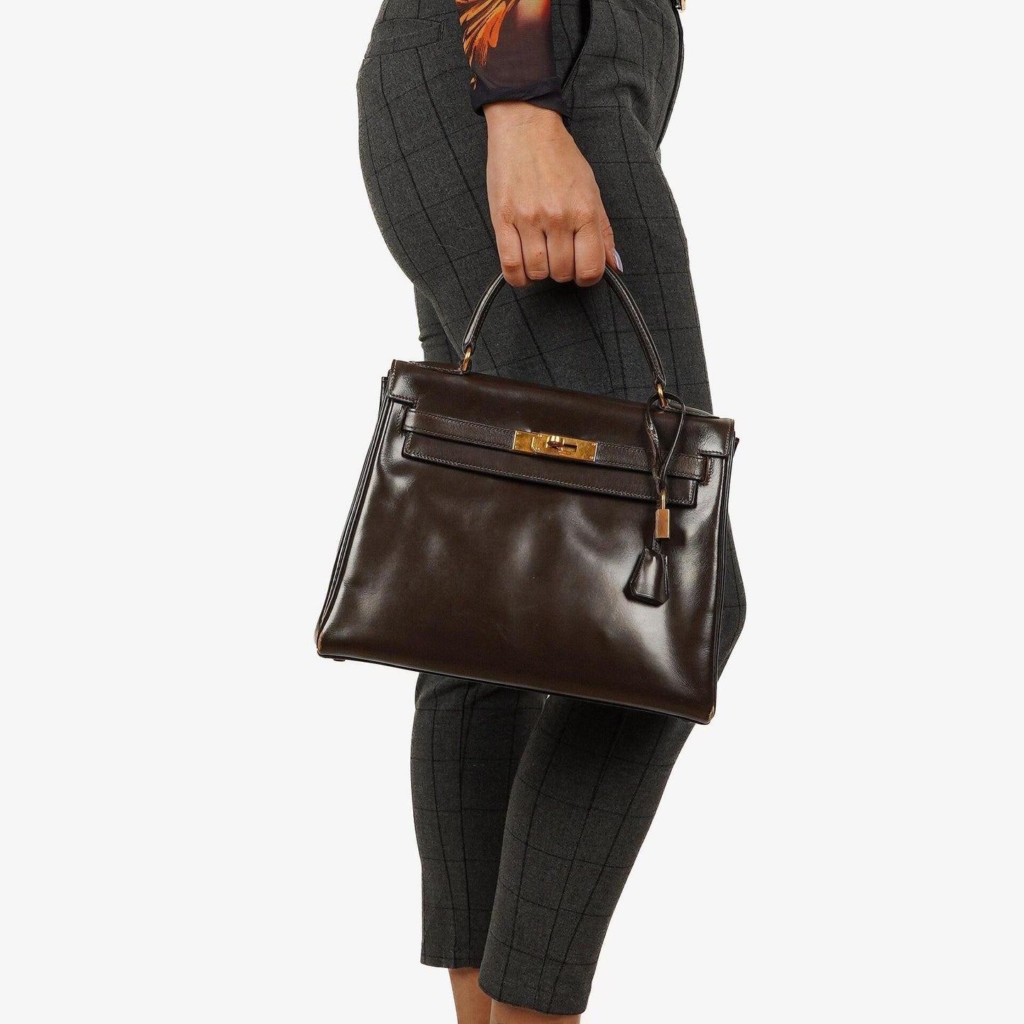 Hermès Kelly 28 Retourne Vintage aus Chocolate Box-Kalbsleder mit Goldbeschlägen, 1965