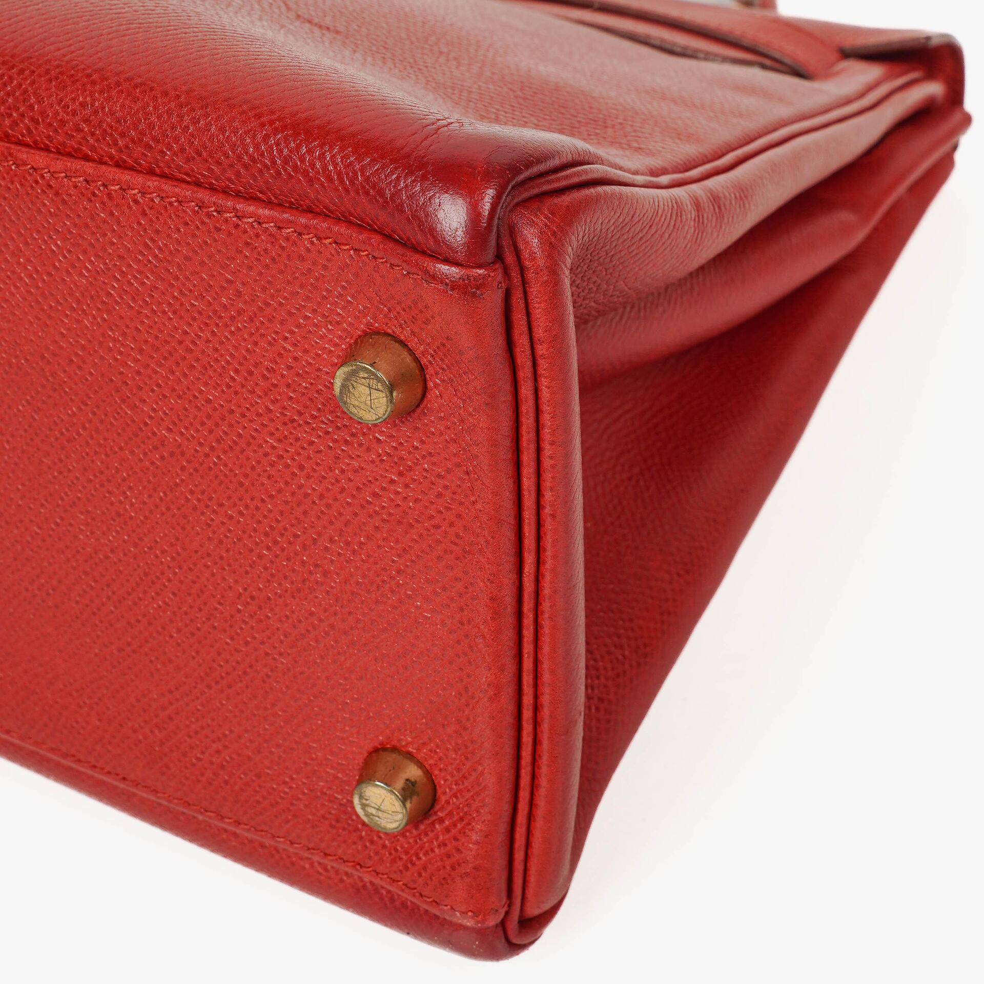 Hermès Kelly 32 Retourne in Rouge Vif mit Goldbeschlägen