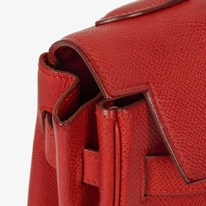 Hermès Kelly 32 Retourne in Rouge Vif mit Goldbeschlägen