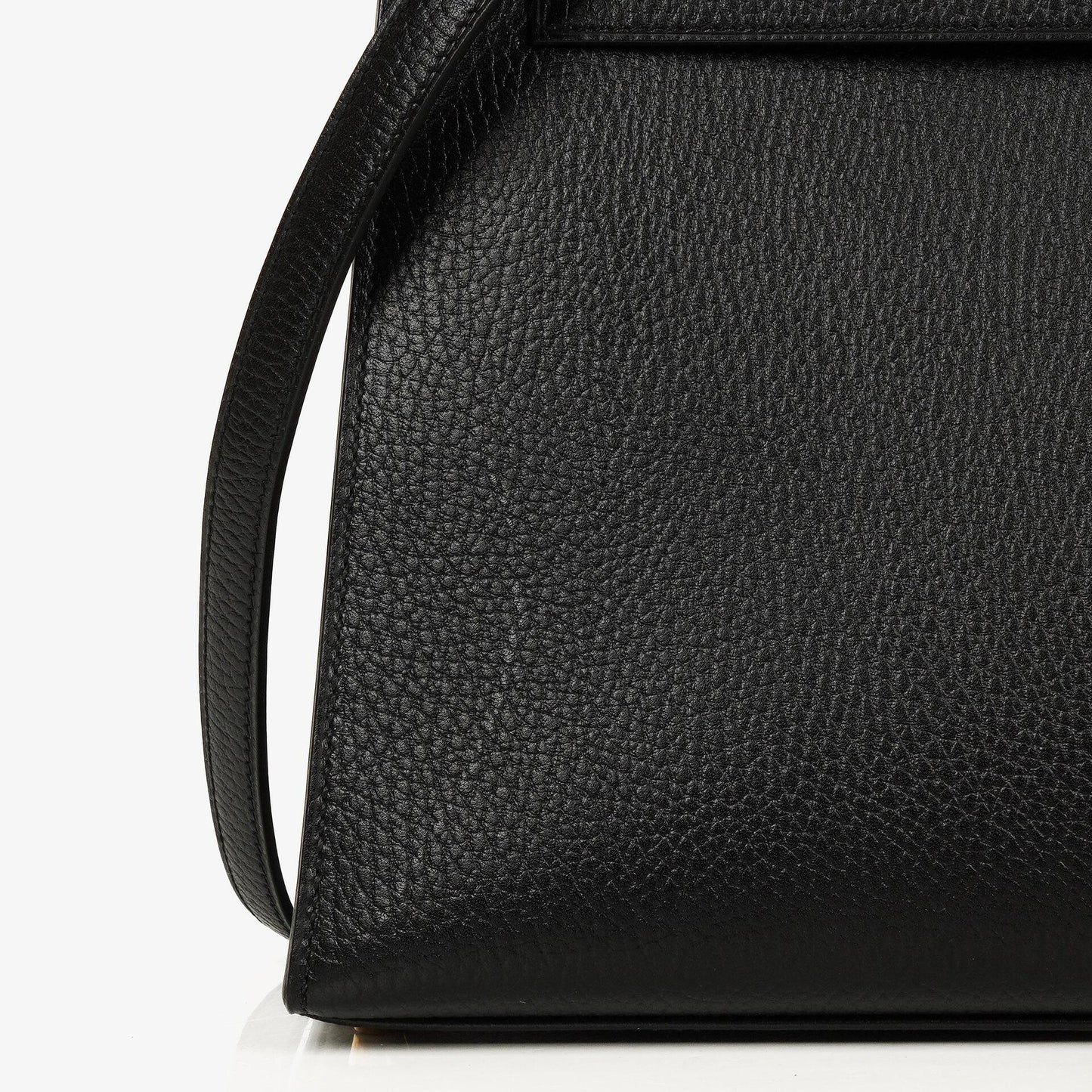 Hermès Kelly 32 Sellier Tasche in Schwarz aus Ardennes mit Goldbeschlägen, 1996
