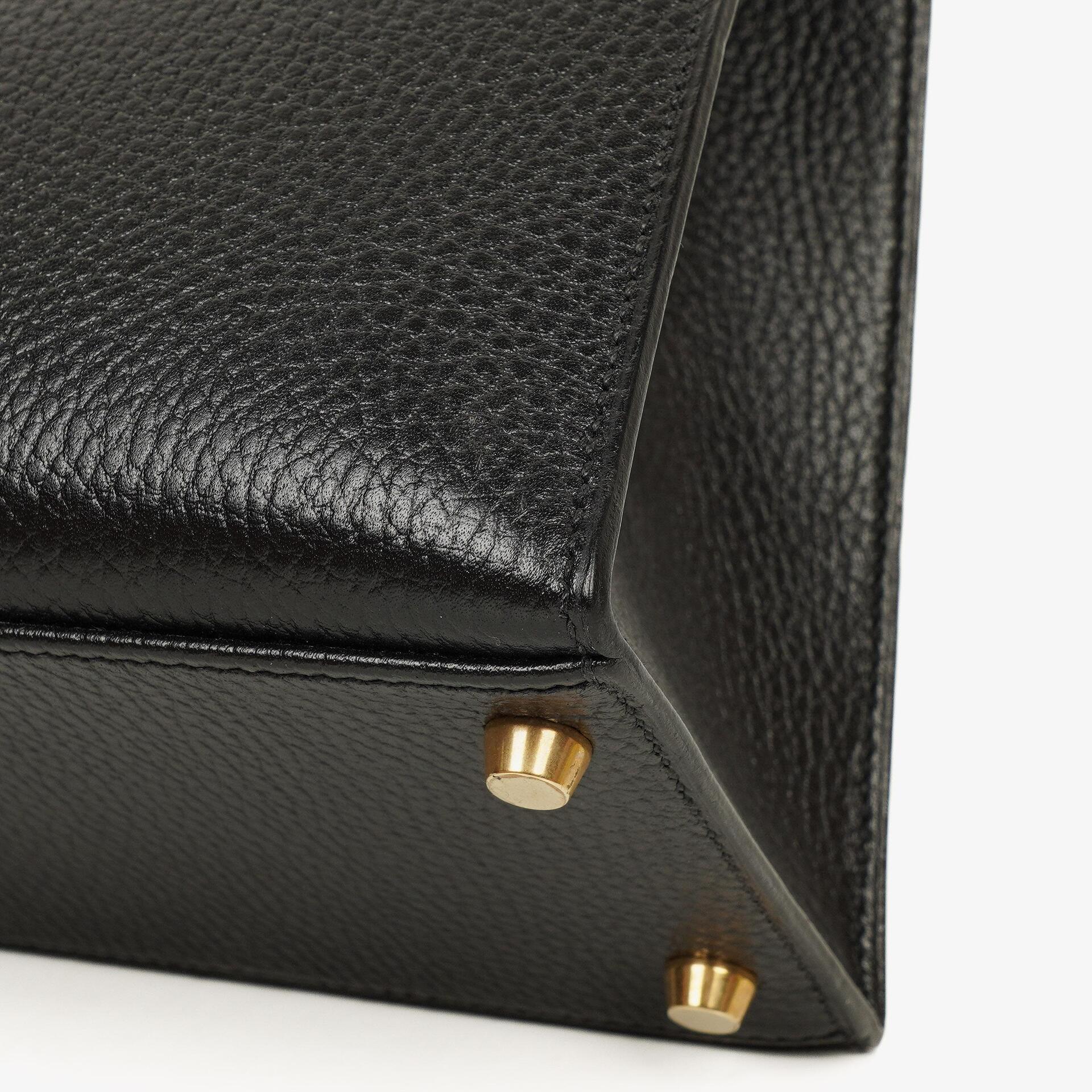 Hermès Kelly 32 Sellier Tasche in Schwarz aus Ardennes mit Goldbeschlägen, 1996