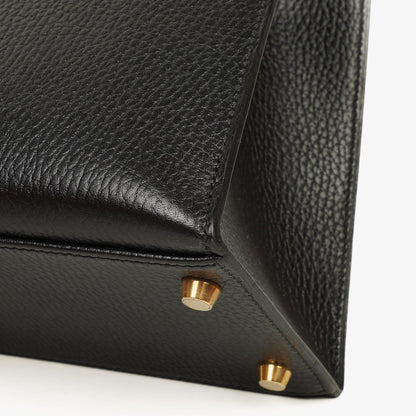 Hermès Kelly 32 Sellier Tasche in Schwarz aus Ardennes mit Goldbeschlägen, 1996