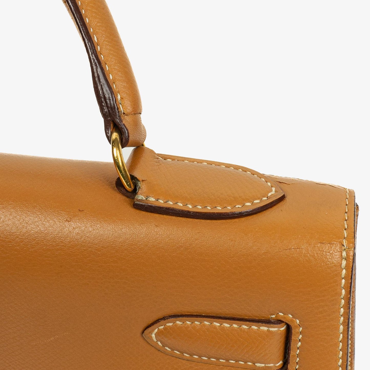 Hermès Kelly 32 Sellier Vintage aus Gold Courchevel Leder mit Gold Hardware, 1990