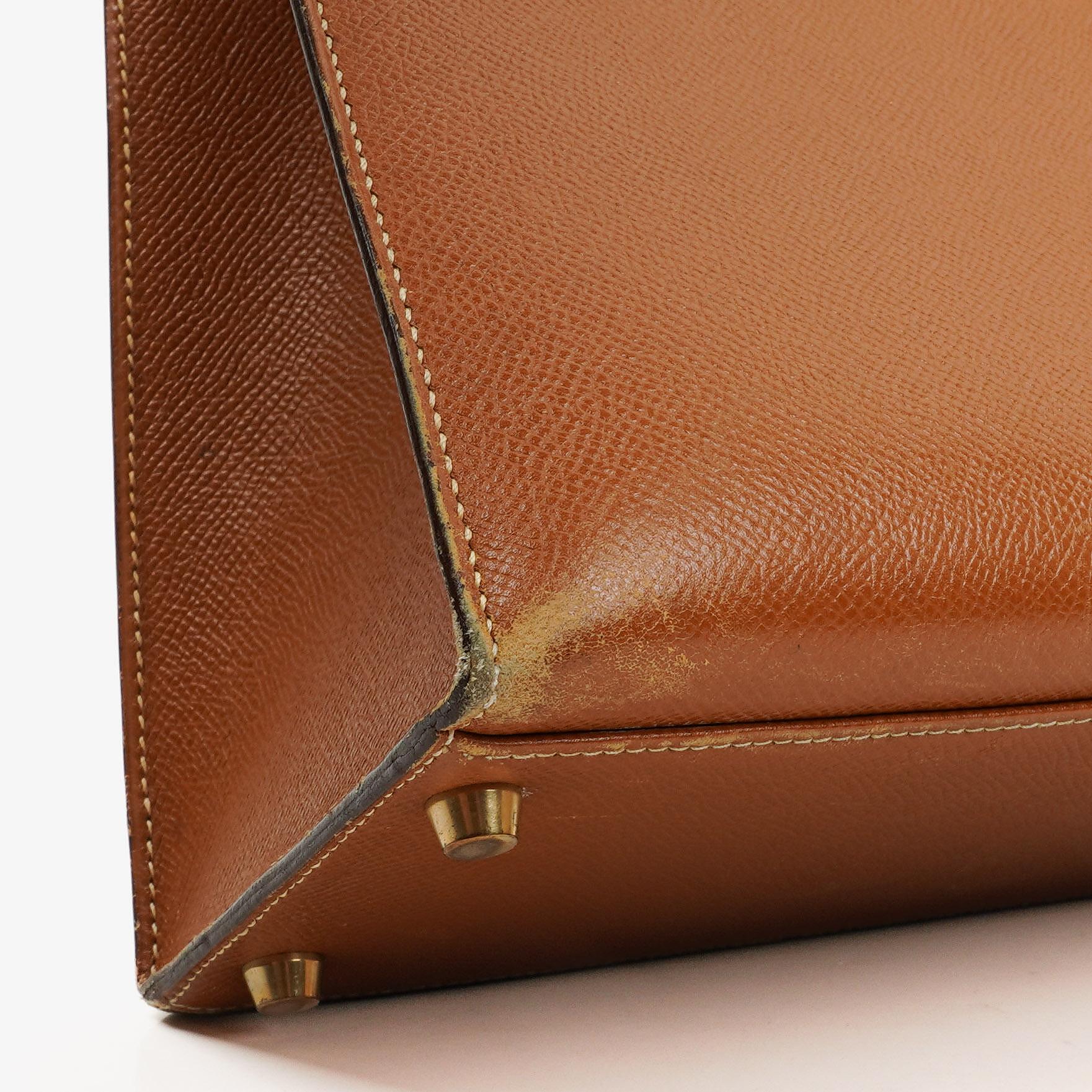 Hermès Kelly 32 Sellier Vintage aus Courchevel-Leder in Gold mit Goldbeschlägen, 1998