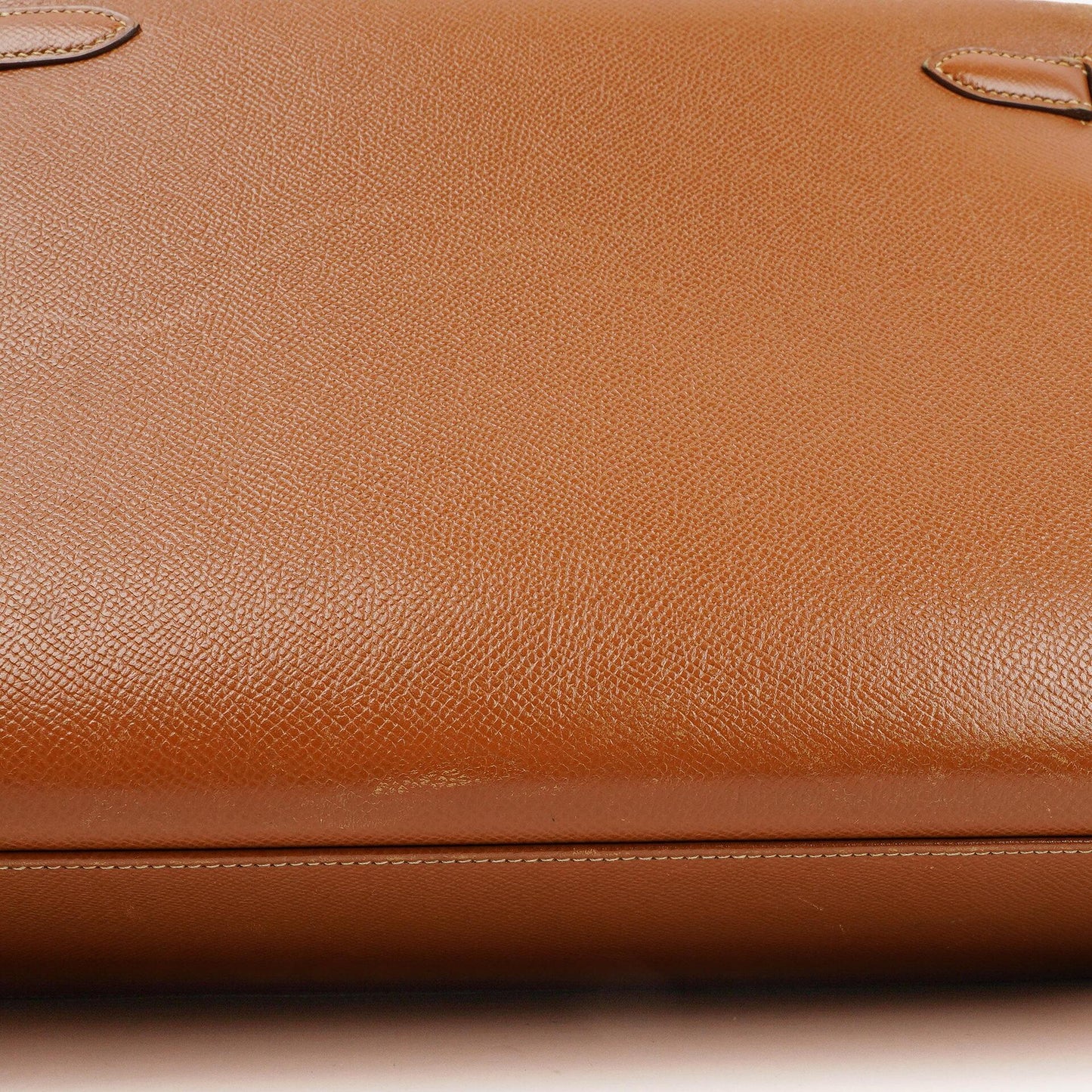 Hermès Kelly 32 Sellier Vintage aus Courchevel-Leder in Gold mit Goldbeschlägen, 1998