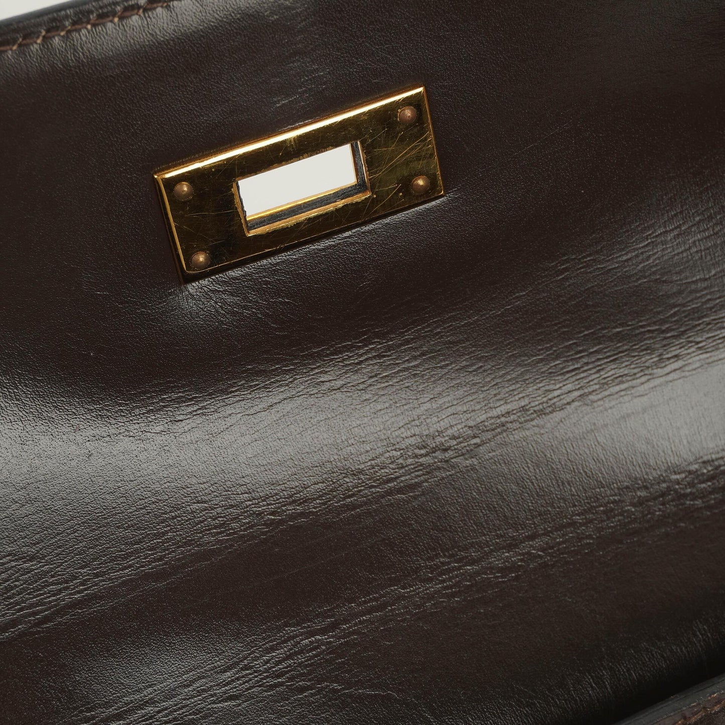 Hermès Kelly 35 Sellier aus braunem Boxkalbsleder und goldfarbener Hardware