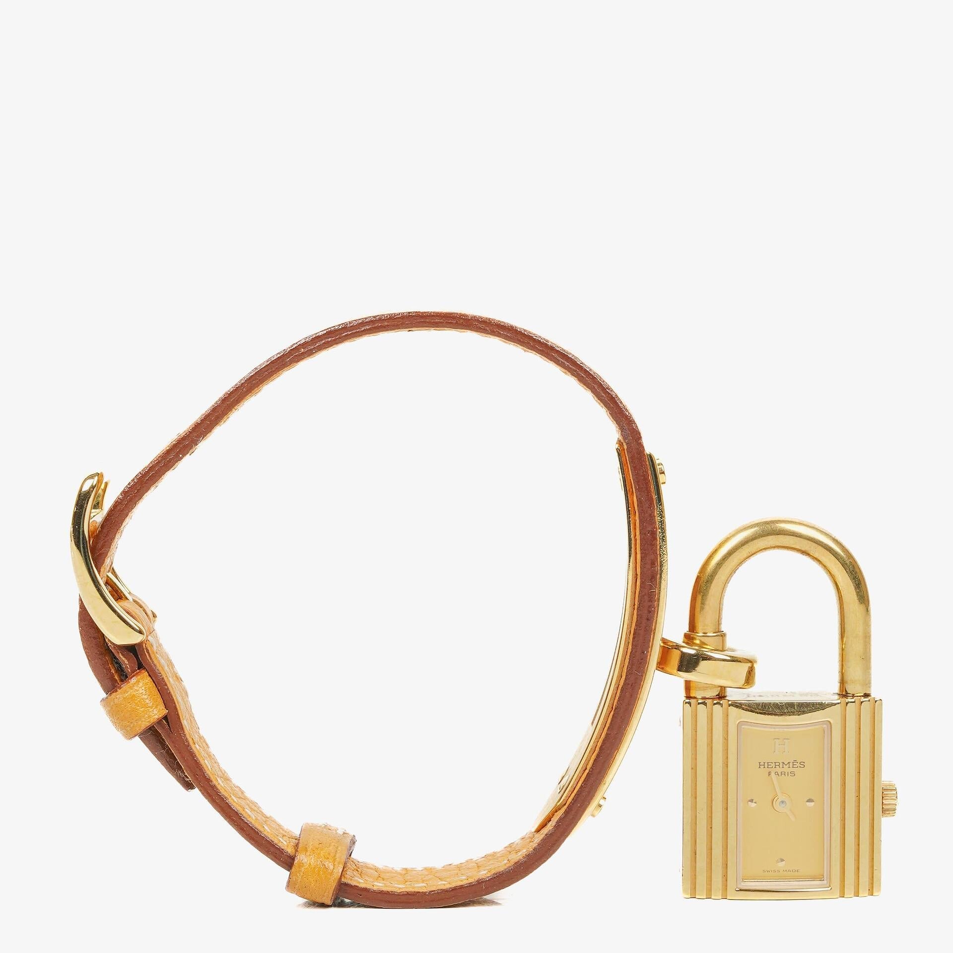 Hermès Kelly Uhr mit beigem Leder und Vergoldung