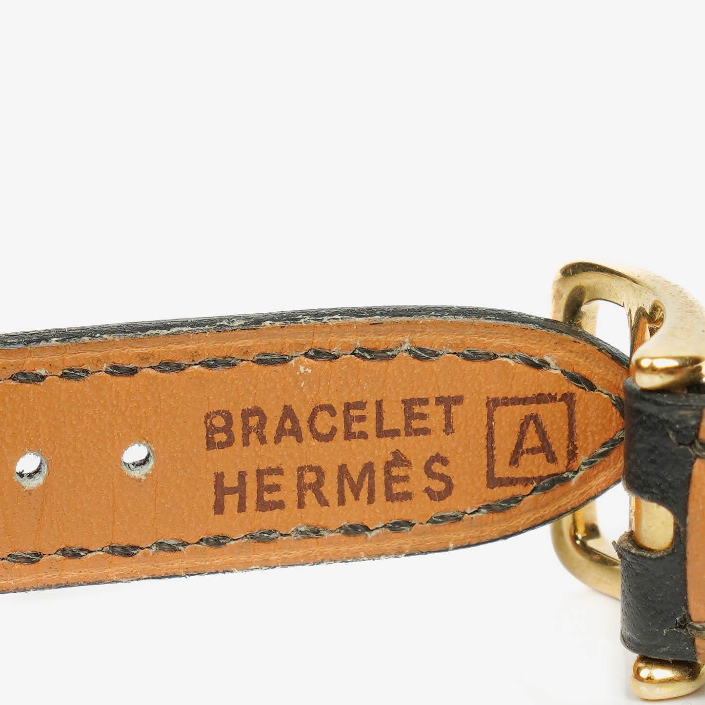 Hermès Kelly Uhr aus Courchevel-Leder mit Vergoldung