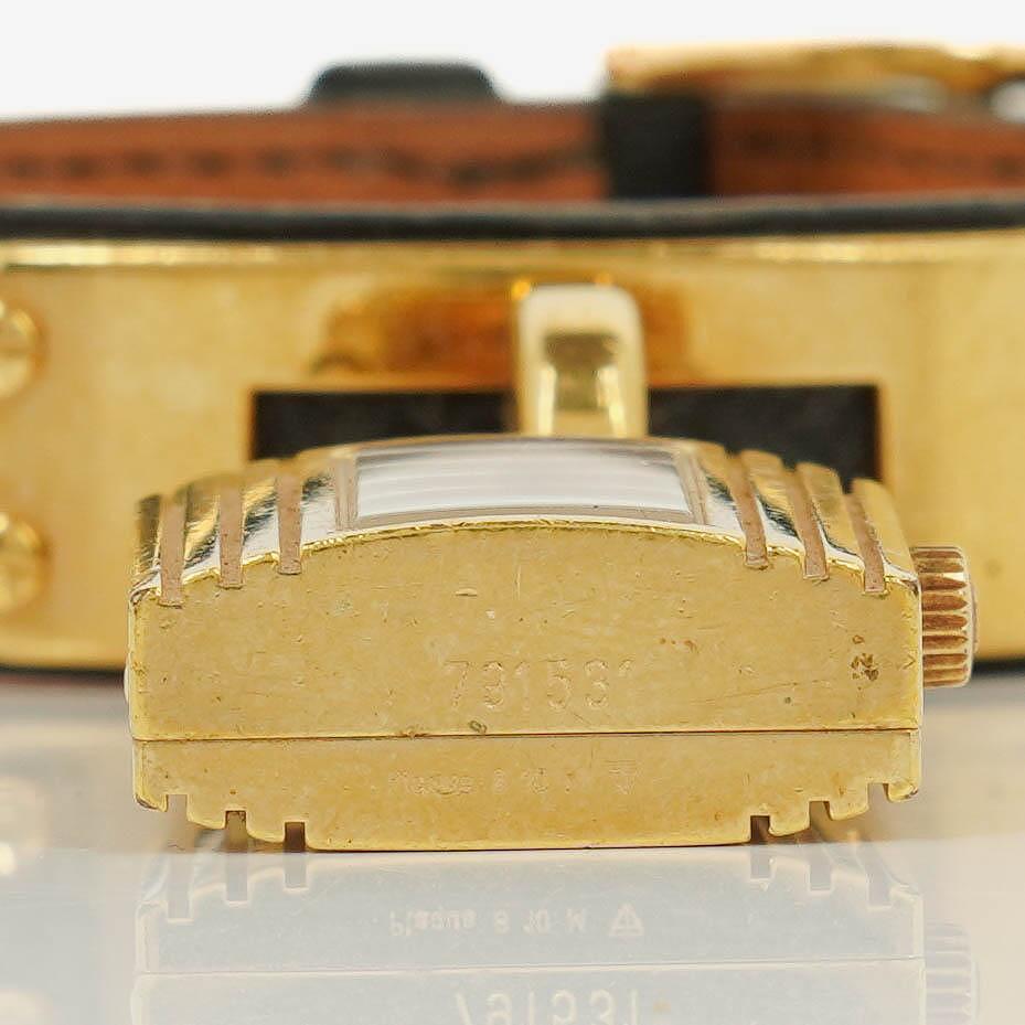 Hermès Kelly Uhr aus Courchevel-Leder mit Vergoldung