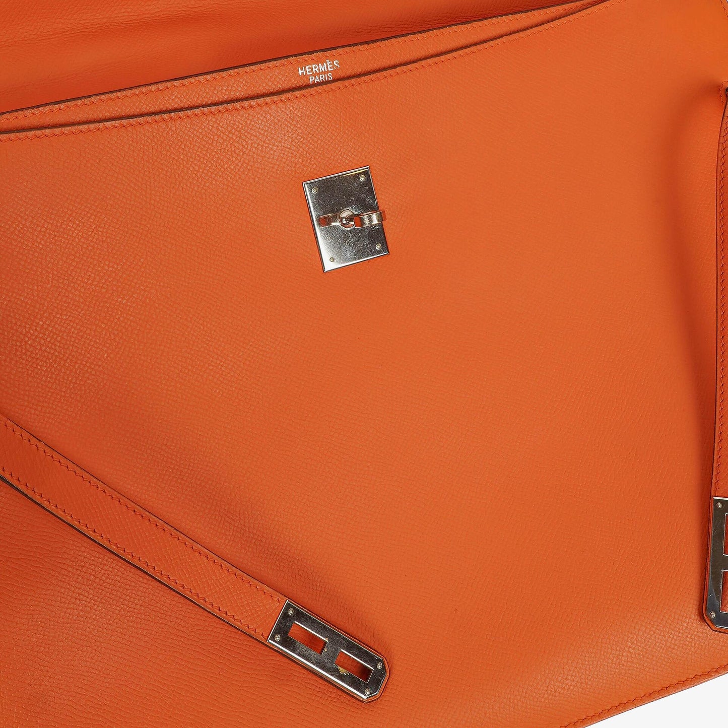 Hermès Kelly Depeche 38 Tasche aus orangefarbenem Epsom Leder