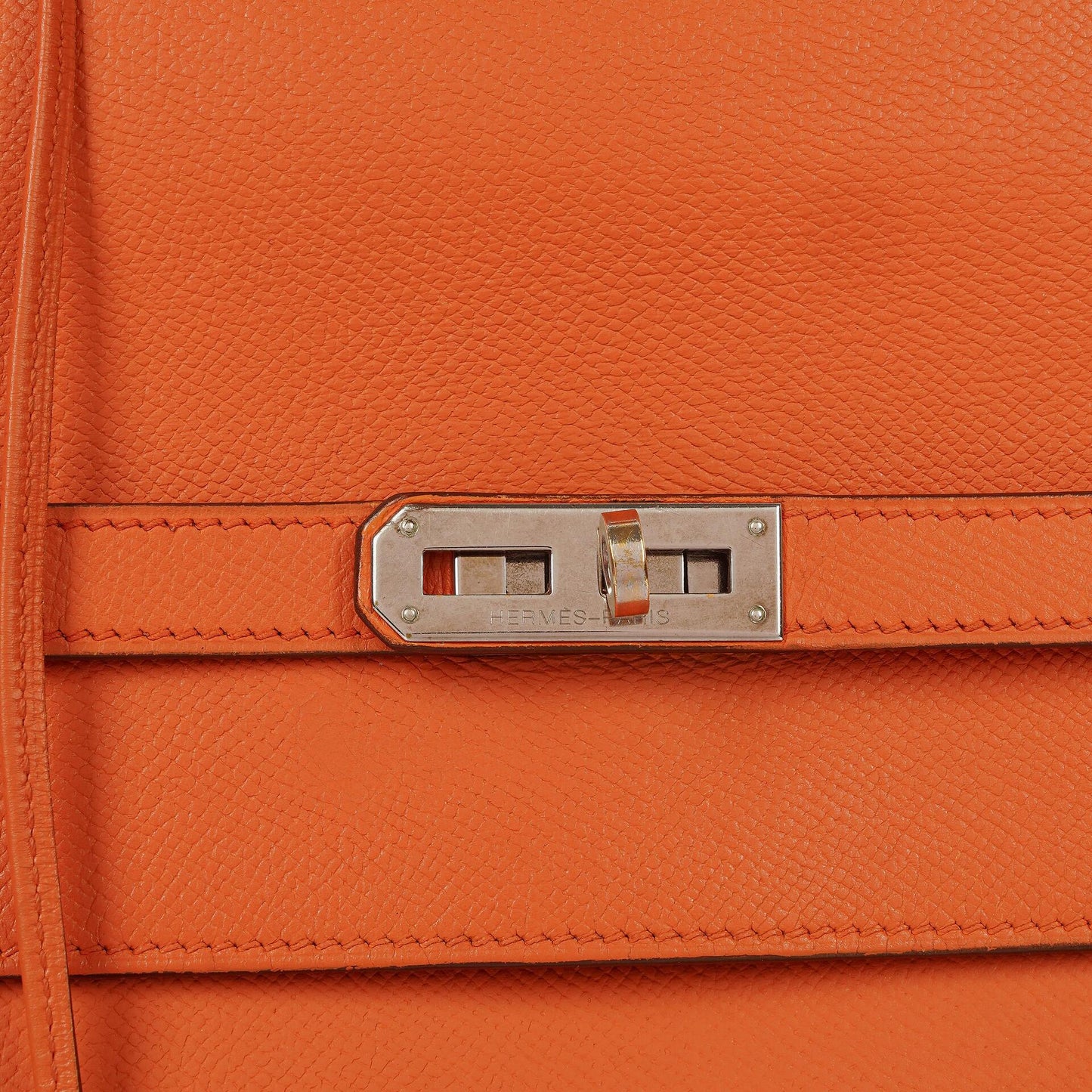 Hermès Kelly Depeche 38 Tasche aus orangefarbenem Epsom Leder