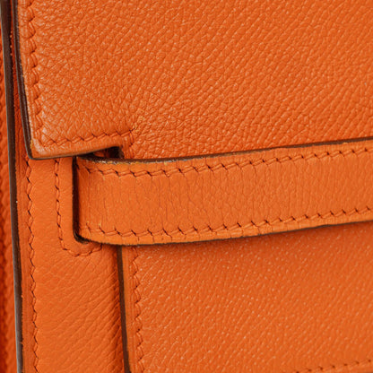 Hermès Kelly Depeche 38 Tasche aus orangefarbenem Epsom Leder