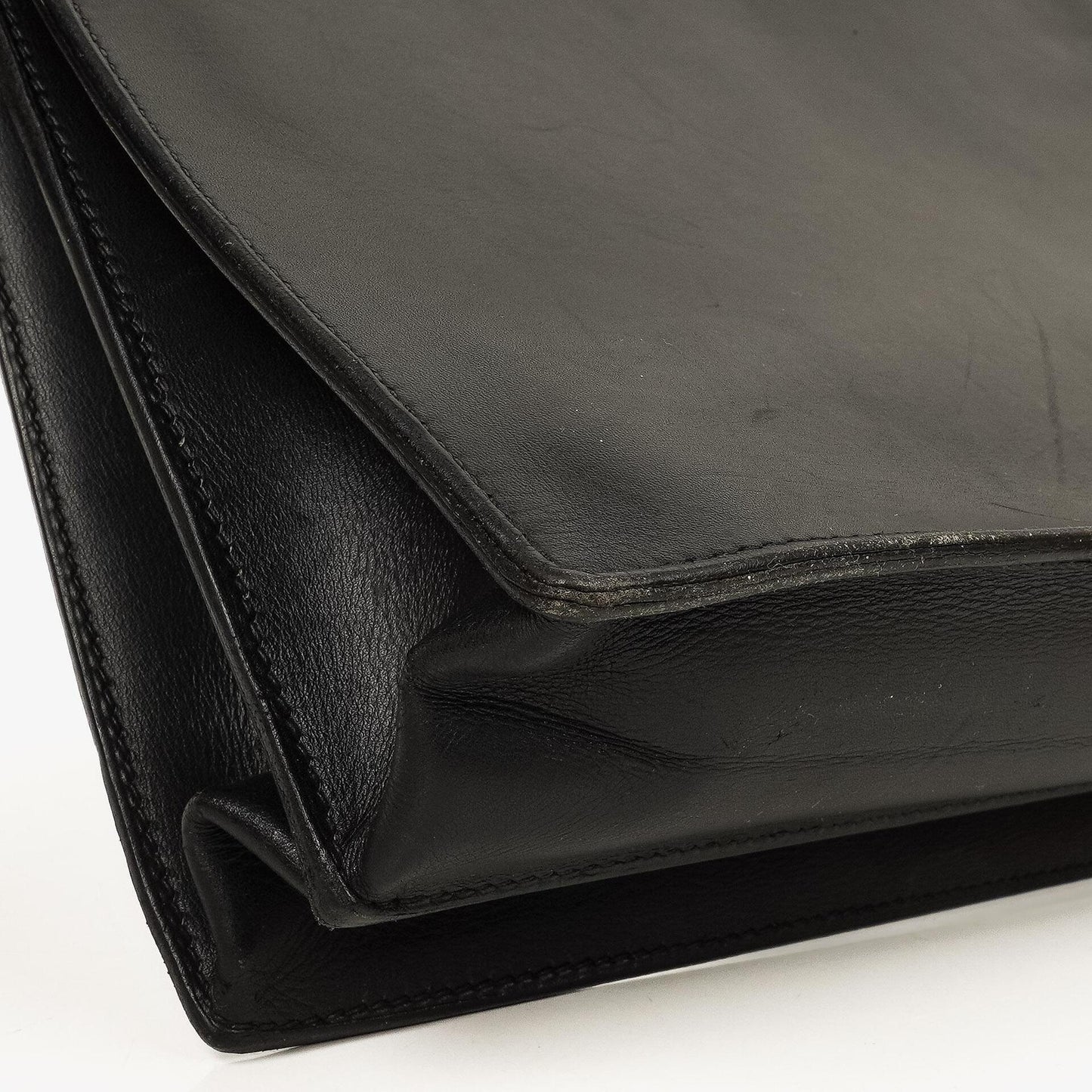 Hermès Kelly Depeches 37 aus schwarzem Boxleder mit Palladium-Beschlägen, 2003
