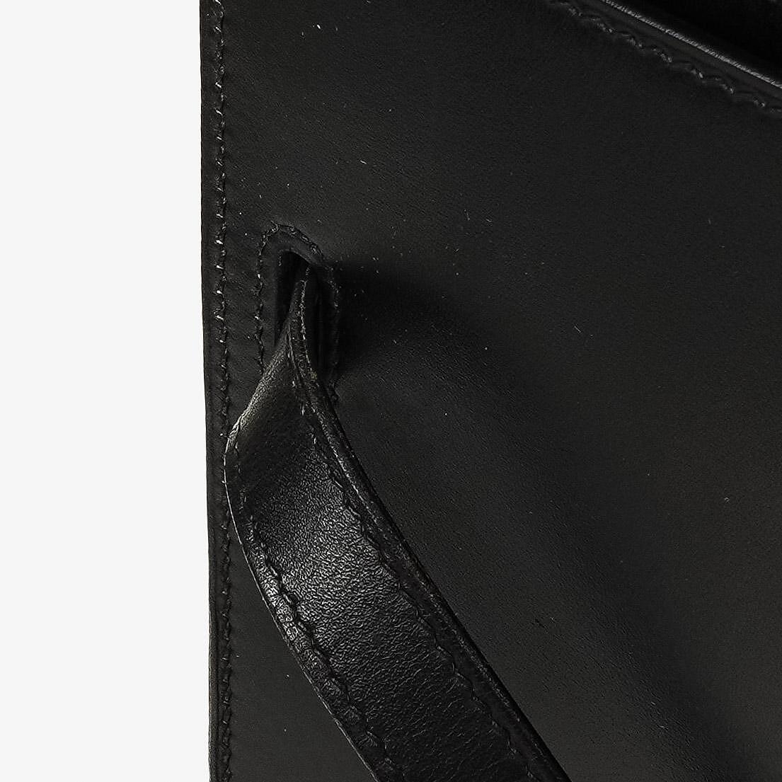 Hermès Kelly Depeches 37 aus schwarzem Boxleder mit Palladium-Beschlägen, 2003