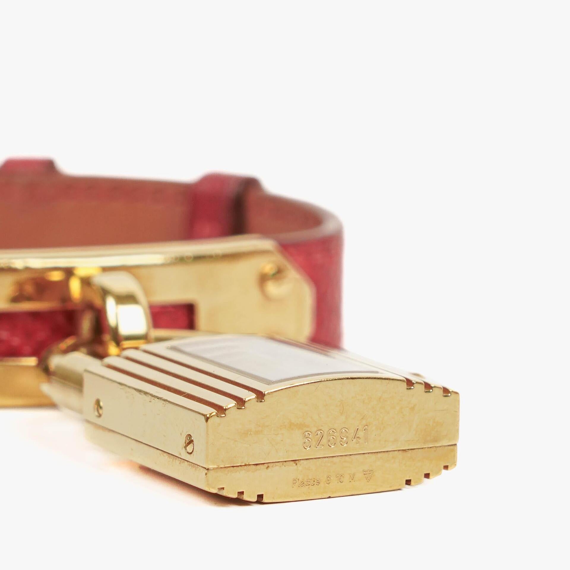 Hermès Kelly Uhr aus Rouge Courchevel Leder, vergoldet