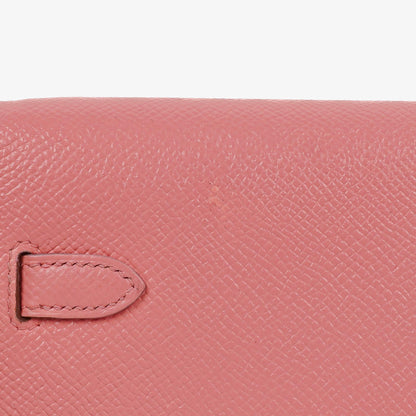 Hermès Kelly To Go Geldbörse aus Epsom in Rose Confetti mit Palladium-Beschlägen