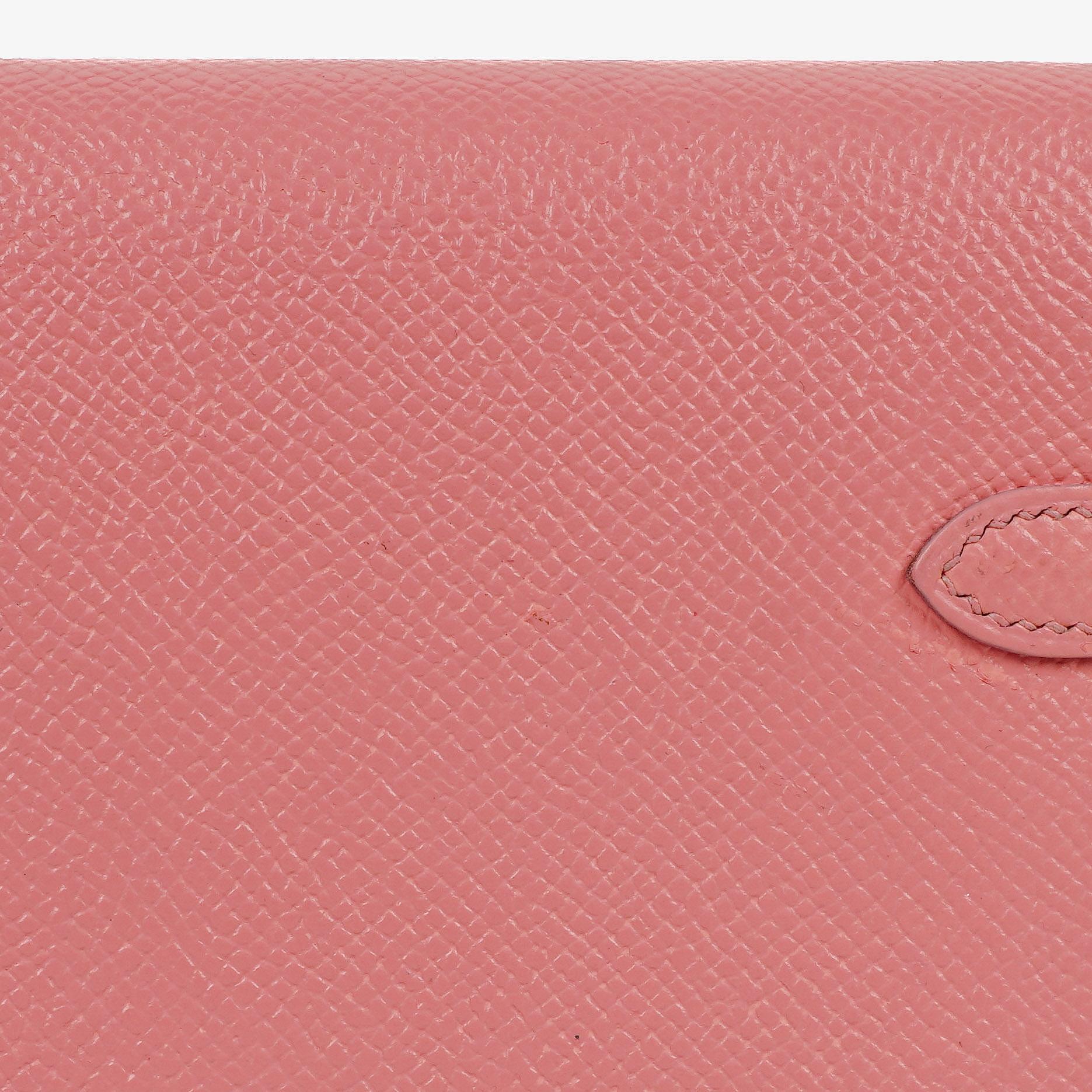 Hermès Kelly To Go Geldbörse aus Epsom in Rose Confetti mit Palladium-Beschlägen
