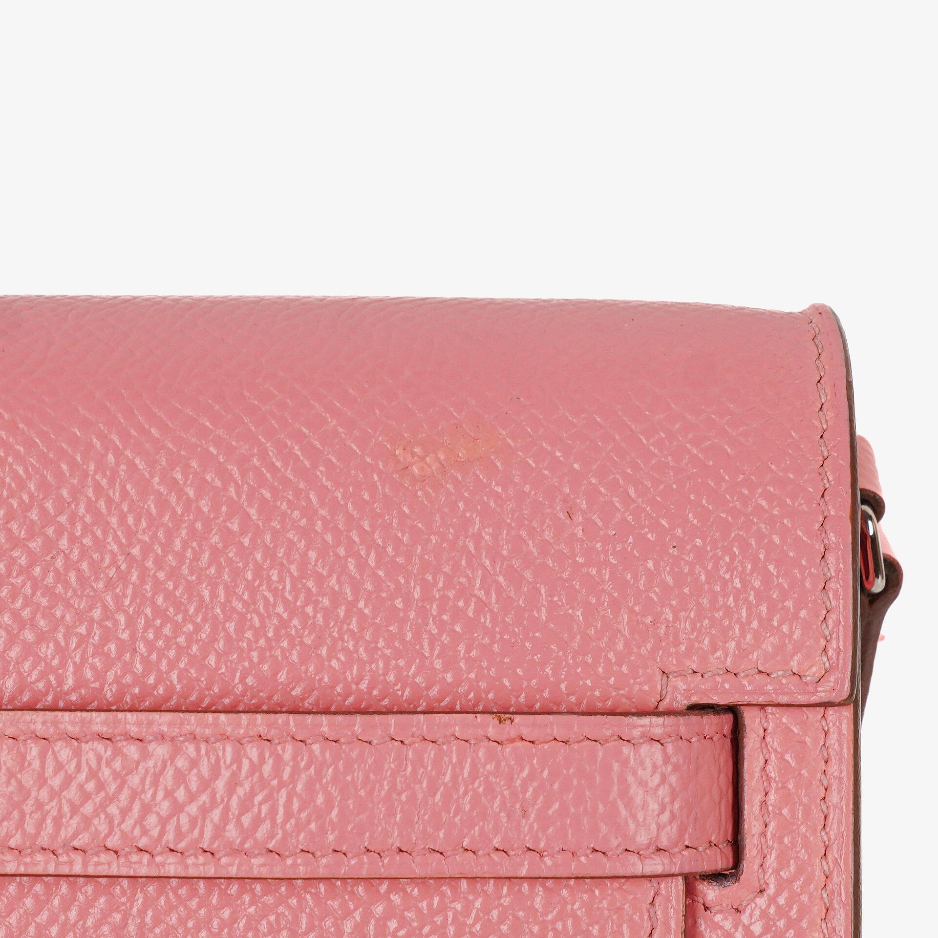 Hermès Kelly To Go Geldbörse aus Epsom in Rose Confetti mit Palladium-Beschlägen