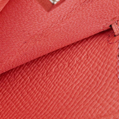 Hermès Kelly To Go Geldbörse aus Epsom in Rose Confetti mit Palladium-Beschlägen