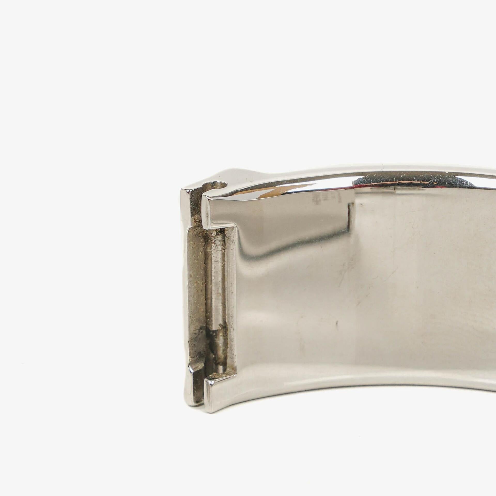 Hermès Loquet Armreif-Quarzuhr in Rot und Silber L01.110