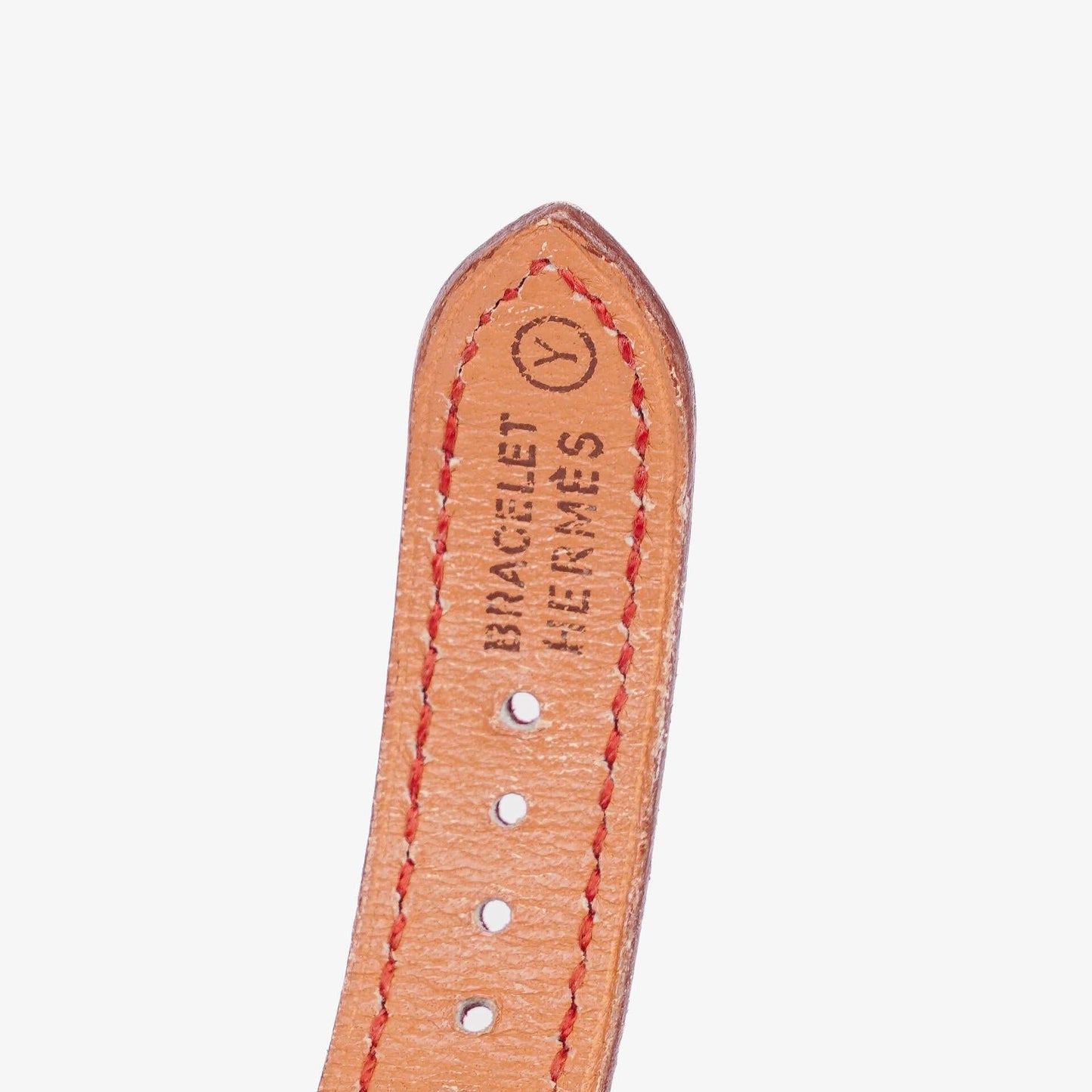 Hermès Medor goldplattierte Uhr mit rotem Courchevel-Leder und Pyramidennieten-Gehäuse