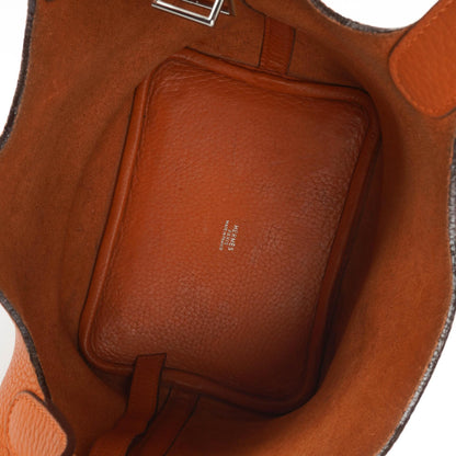 Hermès Picotin 18 PM Bucket Tasche aus orangefarbenem Taurillon Clemence